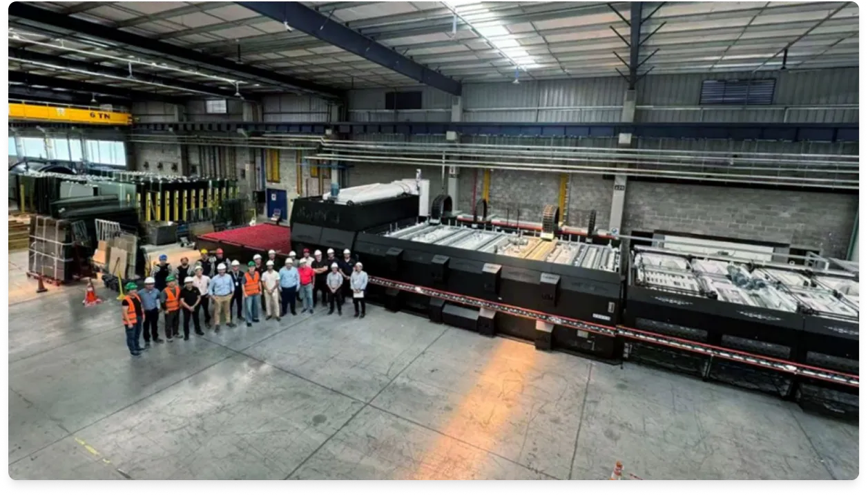 KALCIYAN instala un horno de templado NORTH GLASS FULL CONVENTION.